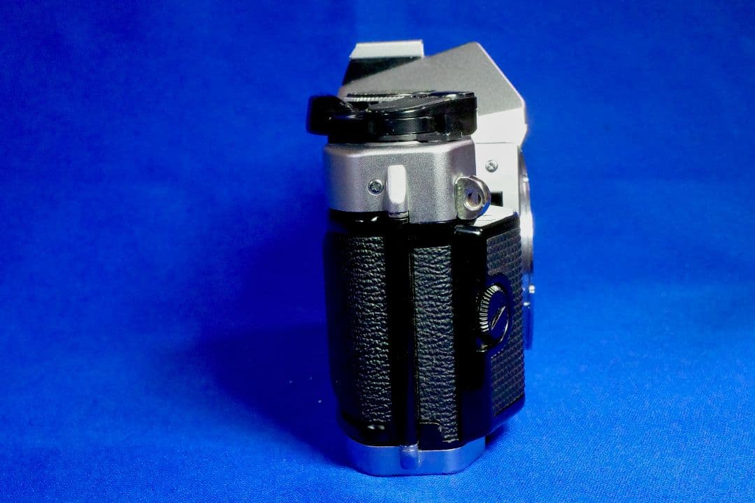 フィルムカメラ Canon AE-1 Program + New FD mm/F