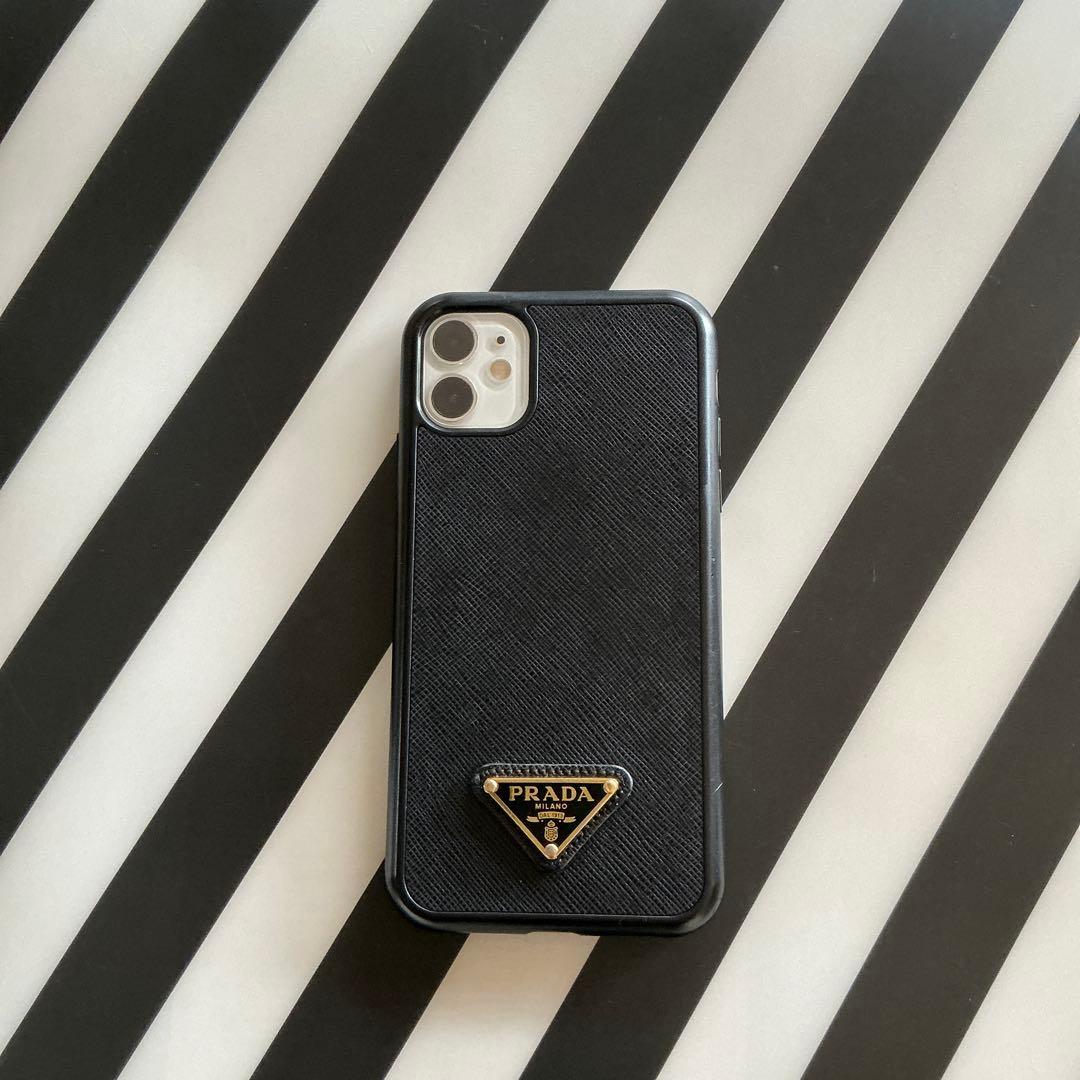 PRADA iPhone 11 ケース ブラック　プラダ　中古美品