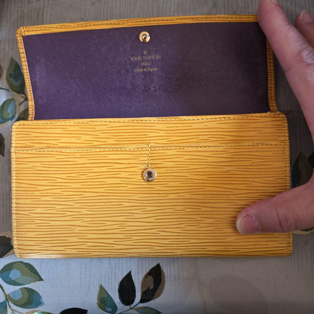 Louis Vuitton エピレザー 長財布 イエロー