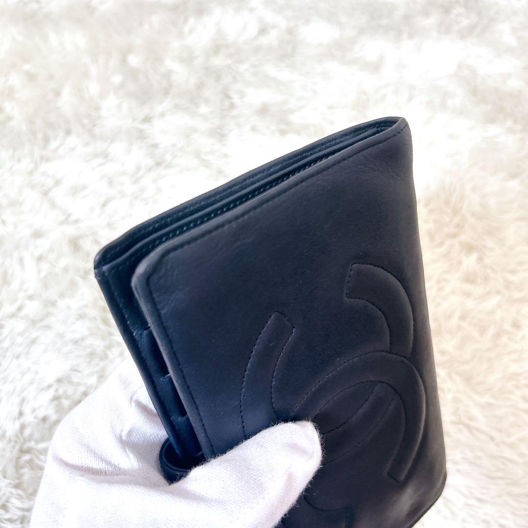 CHANEL ココマーク　ロゴエンボス レザー　長財布　がま口　ゴールド　黒
