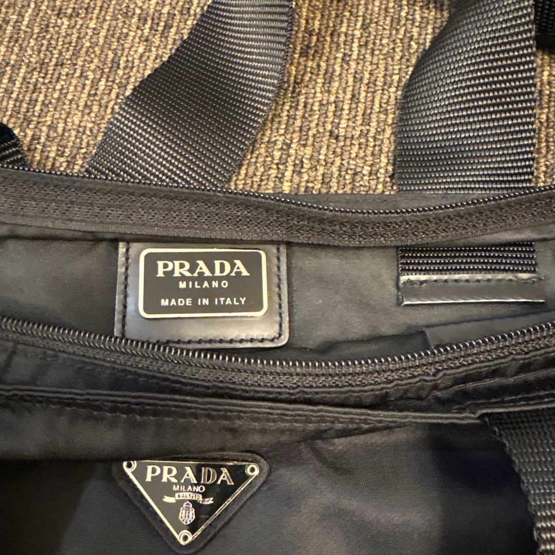 PRADA ブラックナイロントートバッグ