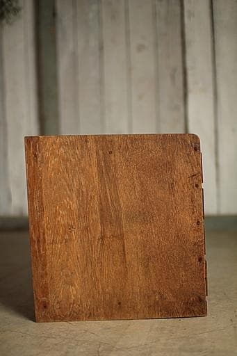 古く味のある楢材の小引き出し4段