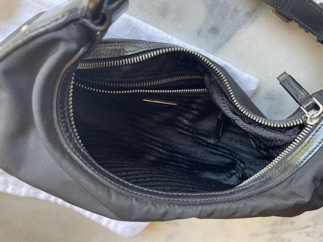 プラダ　PRADAナイロン　ハンドバッグ　美品