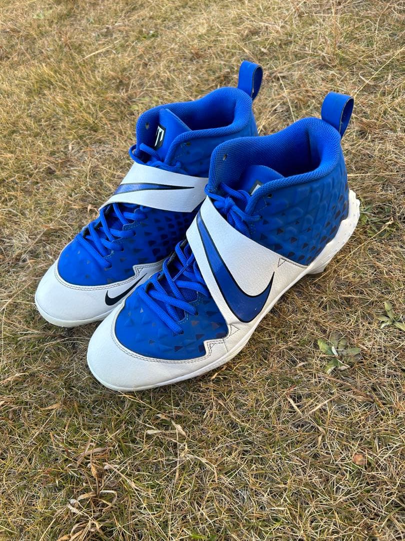 nike 野球　スパイク　トラウトモデル