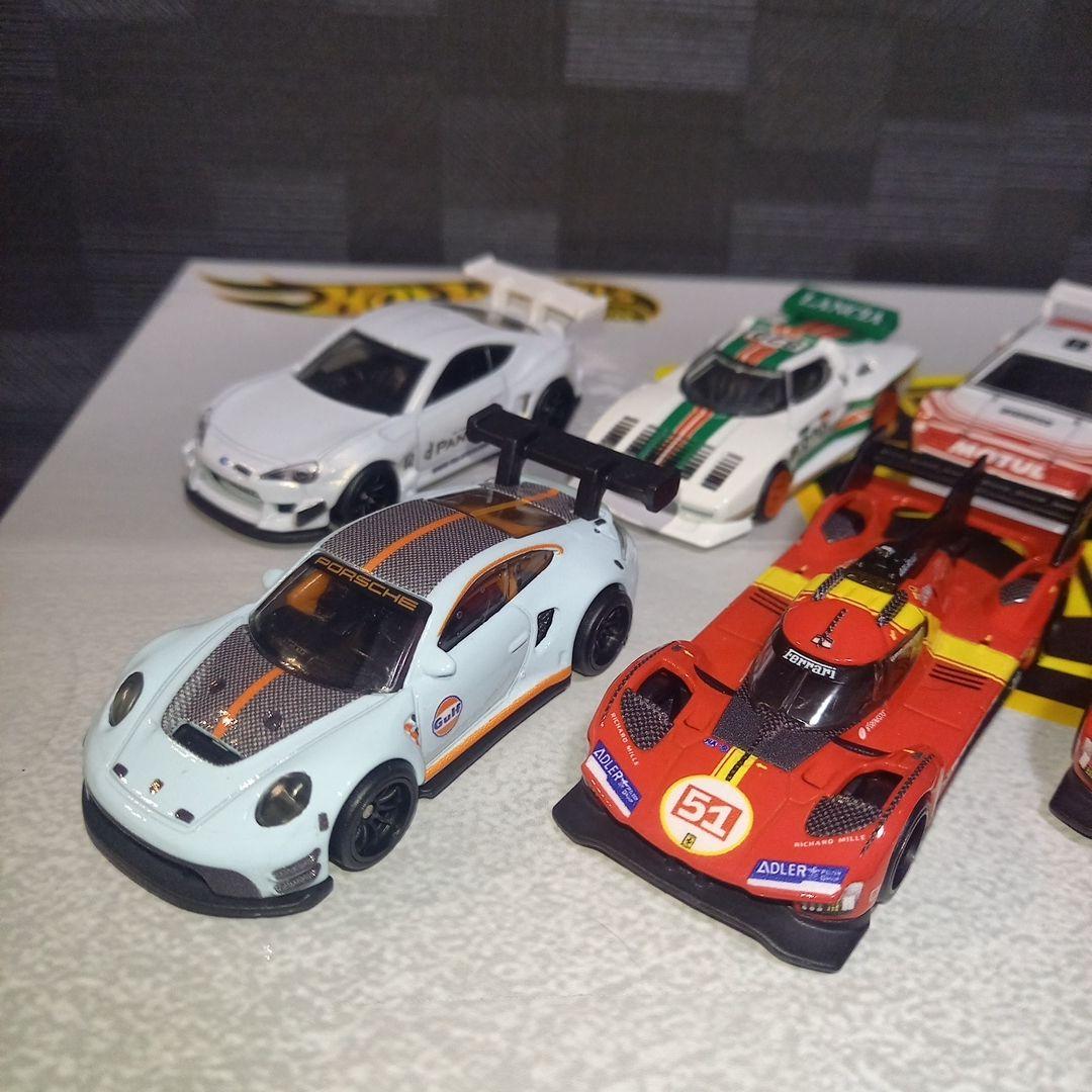 ホットウィール フェラーリ499PポルシェGT3R992 BRZ 