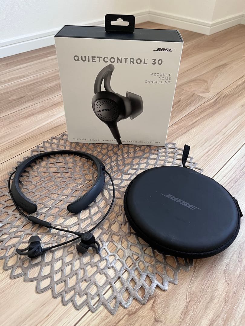 Bose QuietControl 30 ネックイヤホン