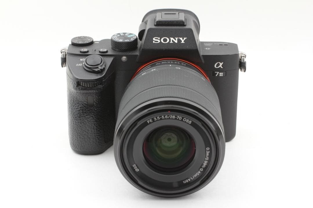 美品 シャッター 74771回 Sony α7 III SEL2870 セット