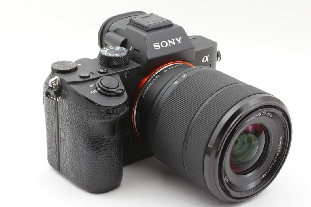 美品 シャッター 74771回 Sony α7 III SEL2870 セット