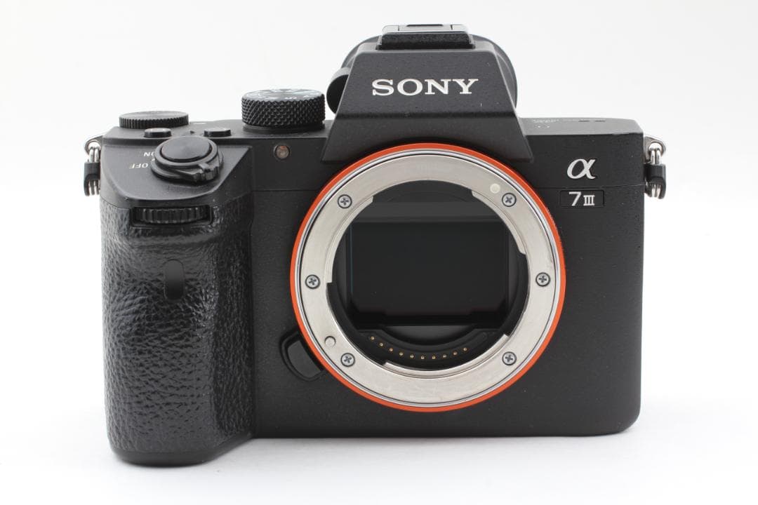 美品 シャッター 74771回 Sony α7 III SEL2870 セット