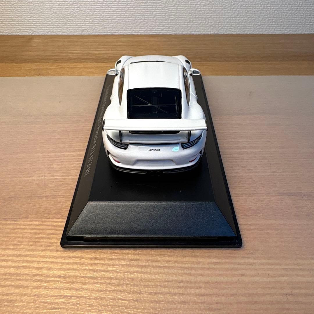 porsche ポルシェ　911 GT3 RS 1/43 ミニカー　ホワイト