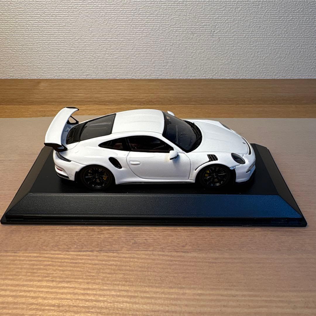 porsche ポルシェ　911 GT3 RS 1/43 ミニカー　ホワイト