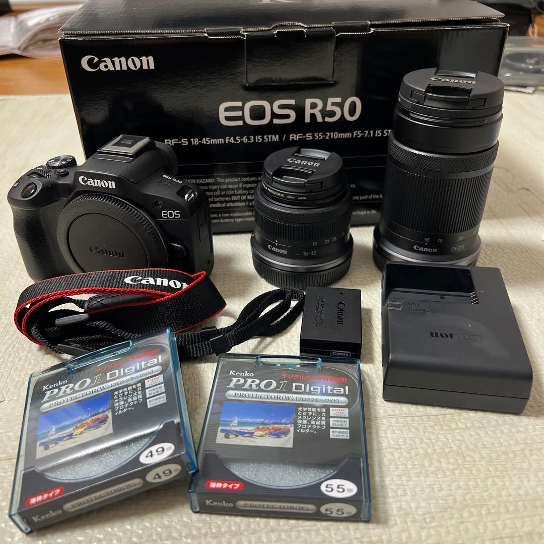 Canon EOS R50使用わずか／付属品完備／動作良好