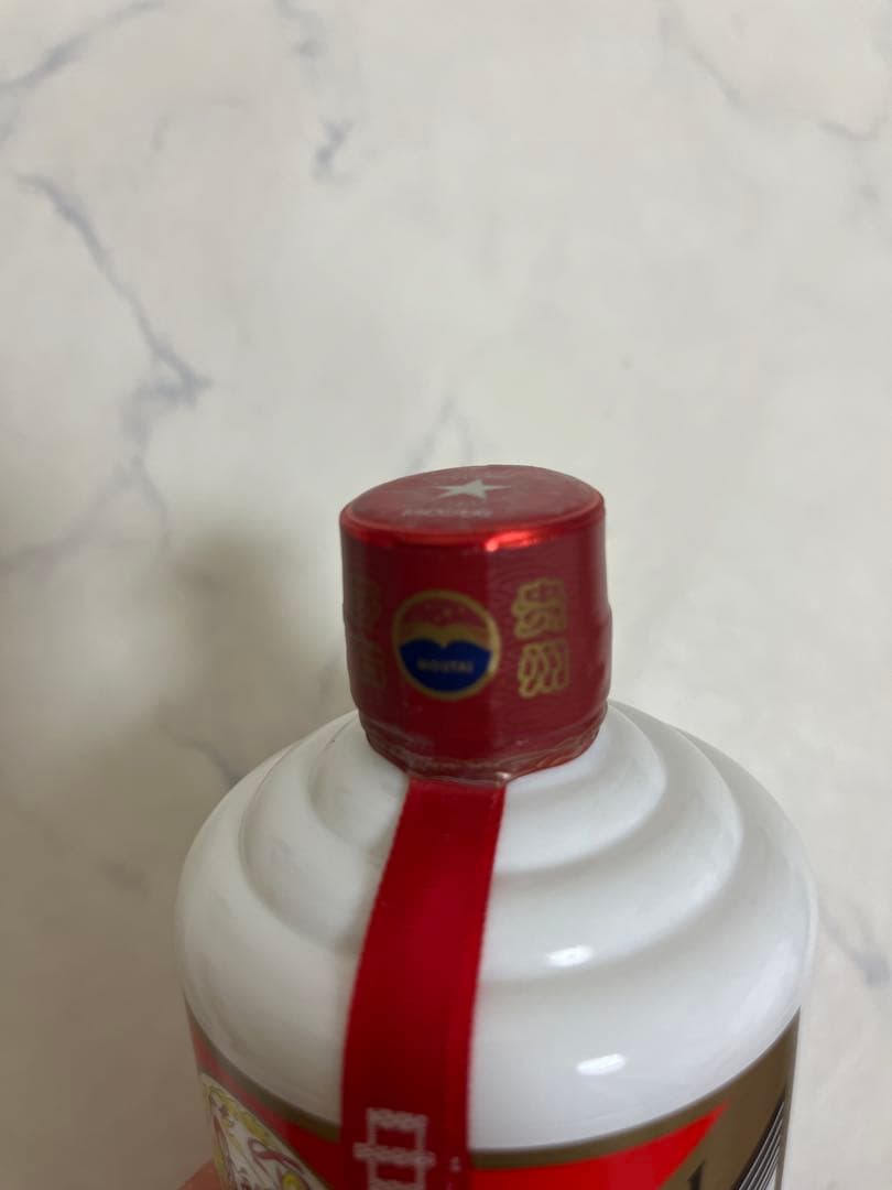 貴州茅台酒　MAOTAI 白酒中国酒& 貴州金沙 摘要 ZHAI YAO 白酒