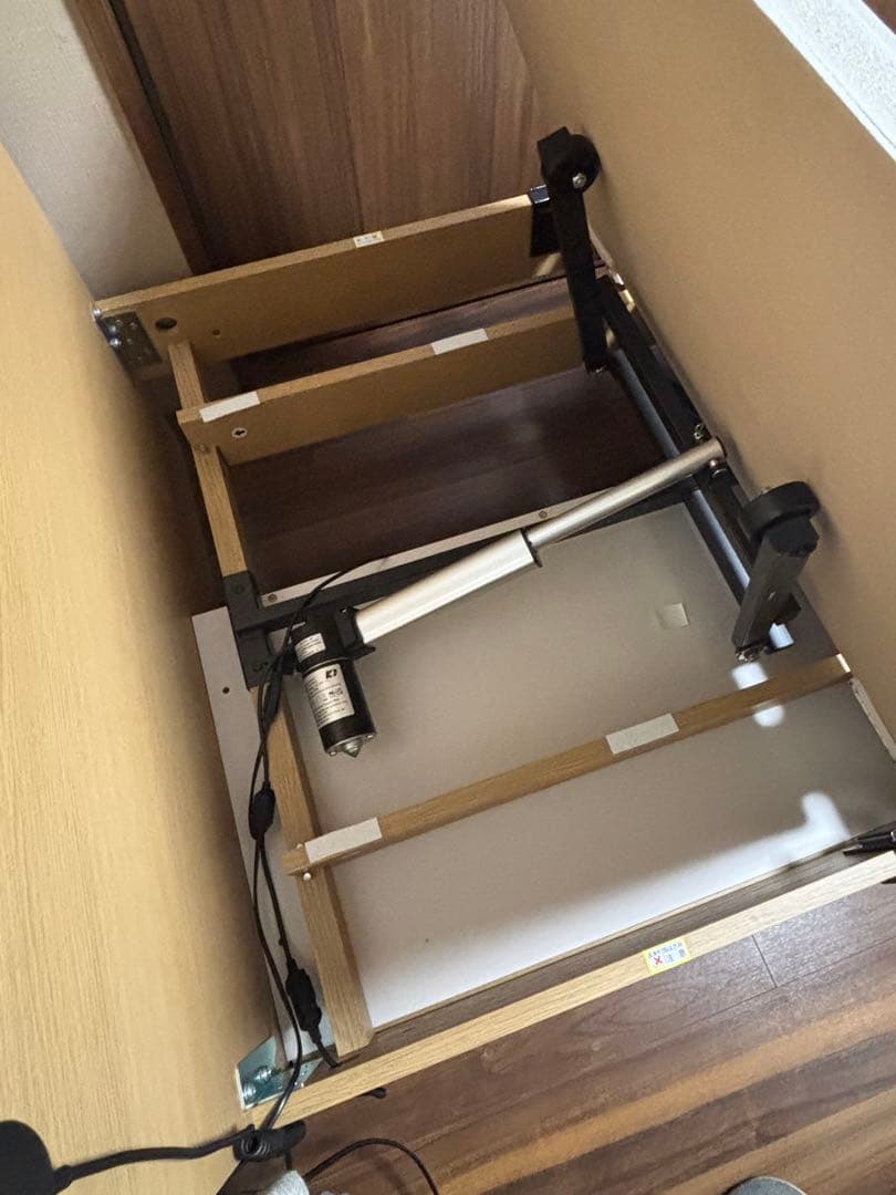 シングルベッド引き出し付き　電動　マットレス付き