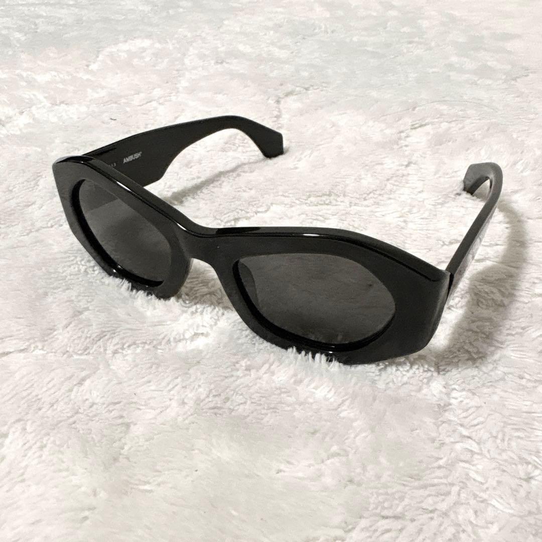 AMBUSH PRYZMAサングラス