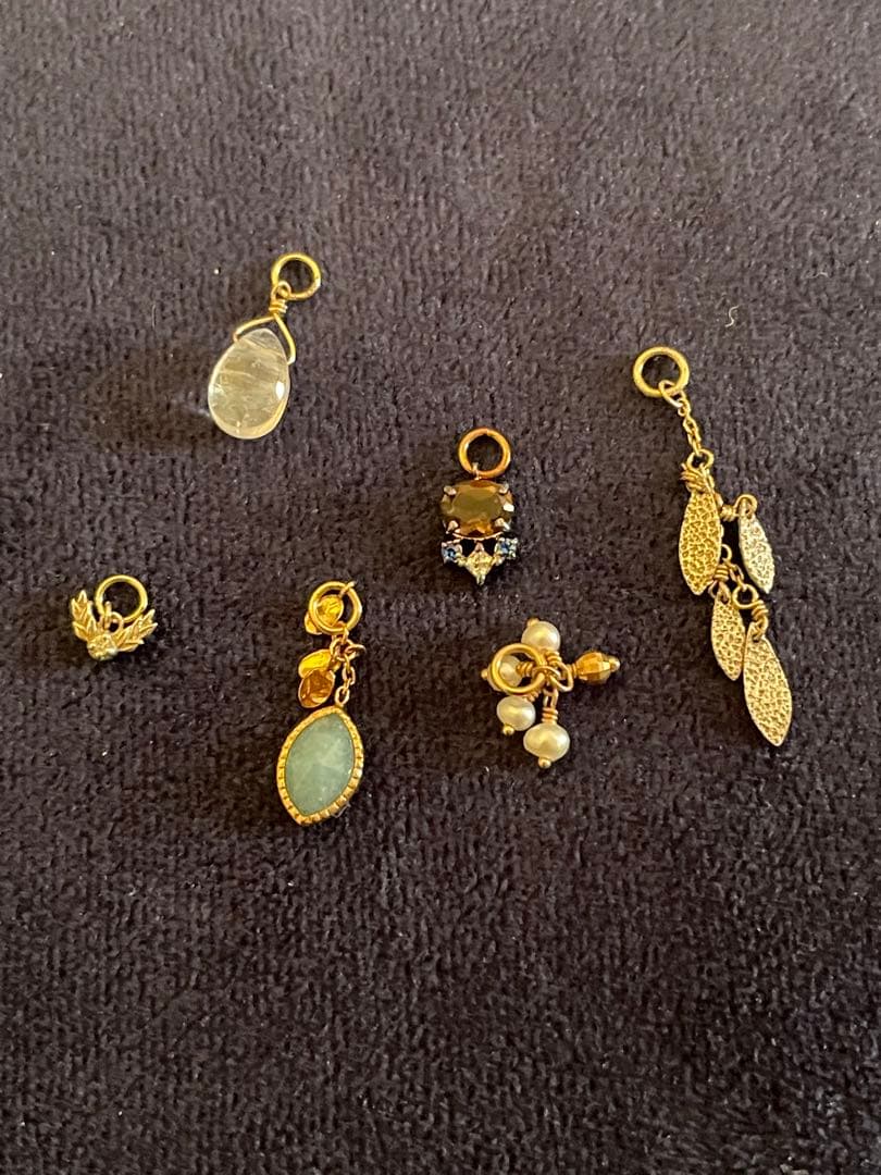 agete 片方 ピアスチャーム 六点