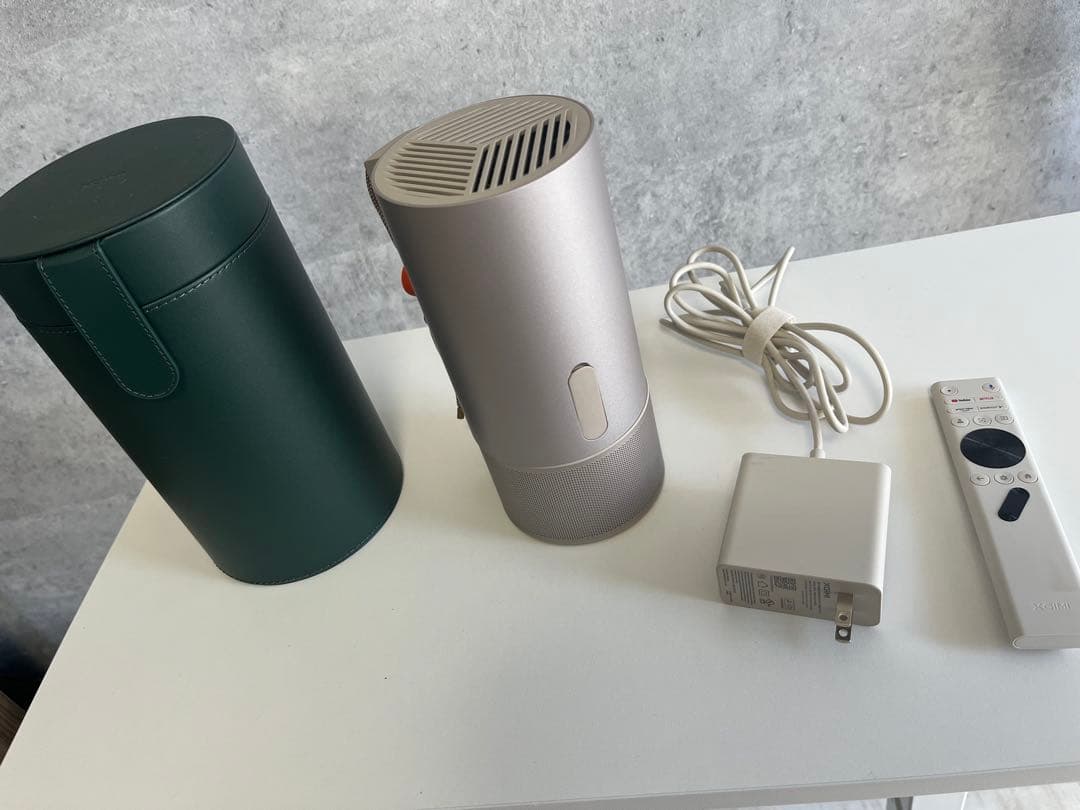 XGIMI MoGo 3 Pro プロジェクター 本体&ケース