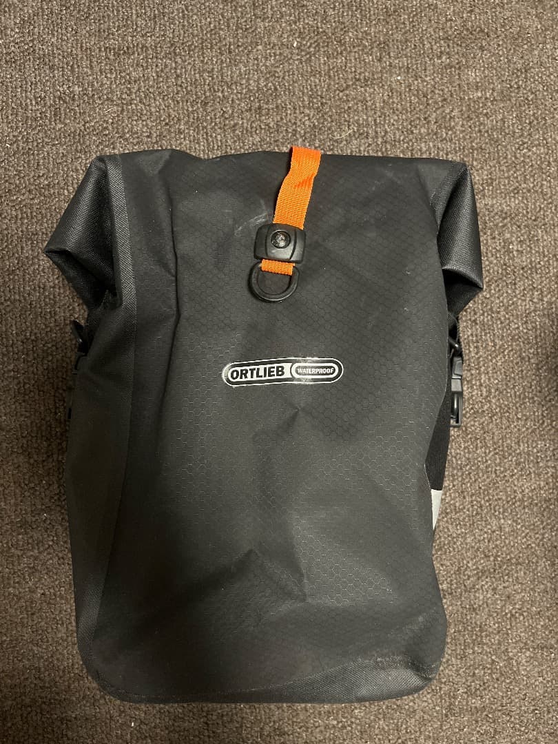 オルトリーブ　パニアバッグ