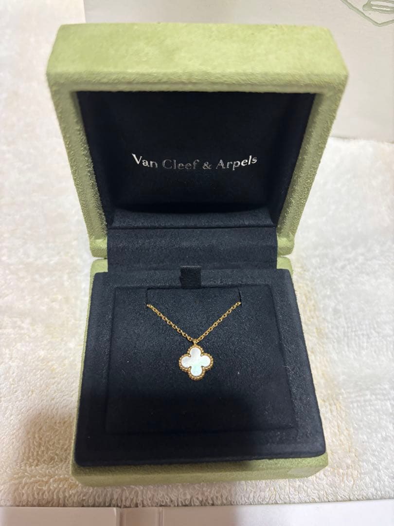 アクセサリー Van Cleef & Arpels Sweet Alhambra