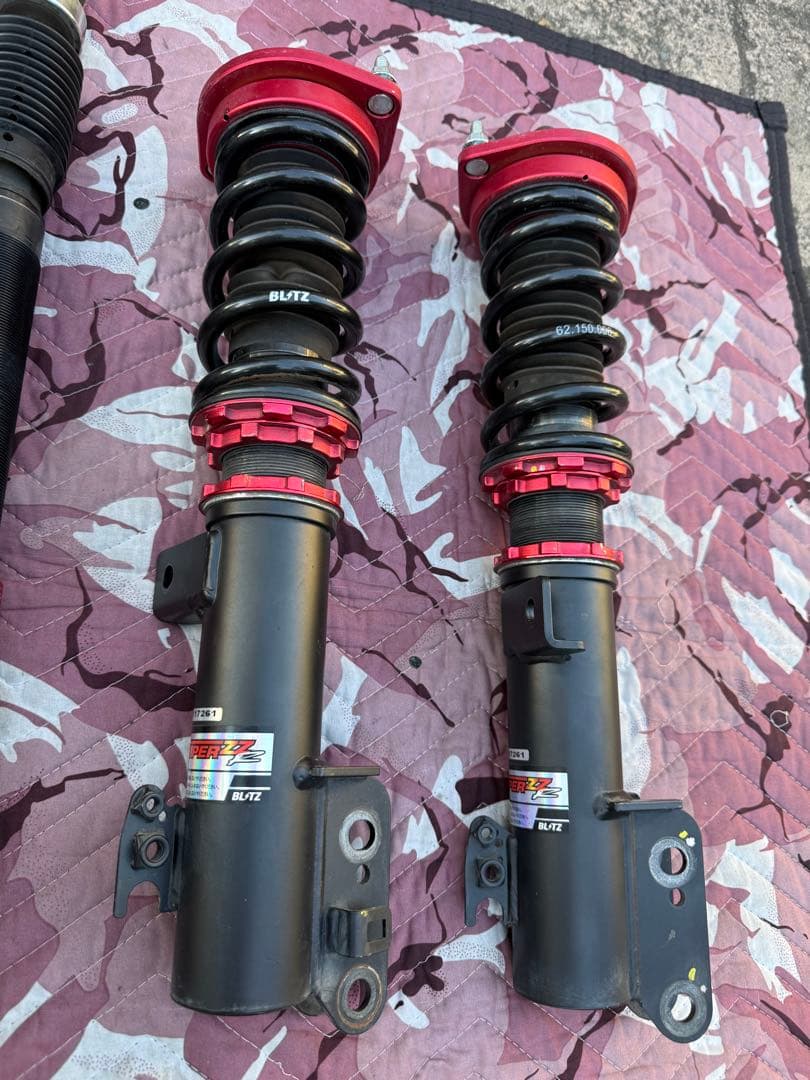 la100sムーヴBLITZ 車高調