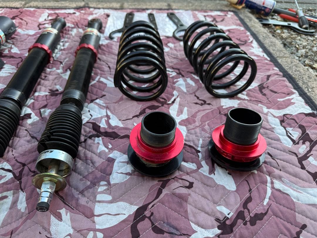 la100sムーヴBLITZ 車高調