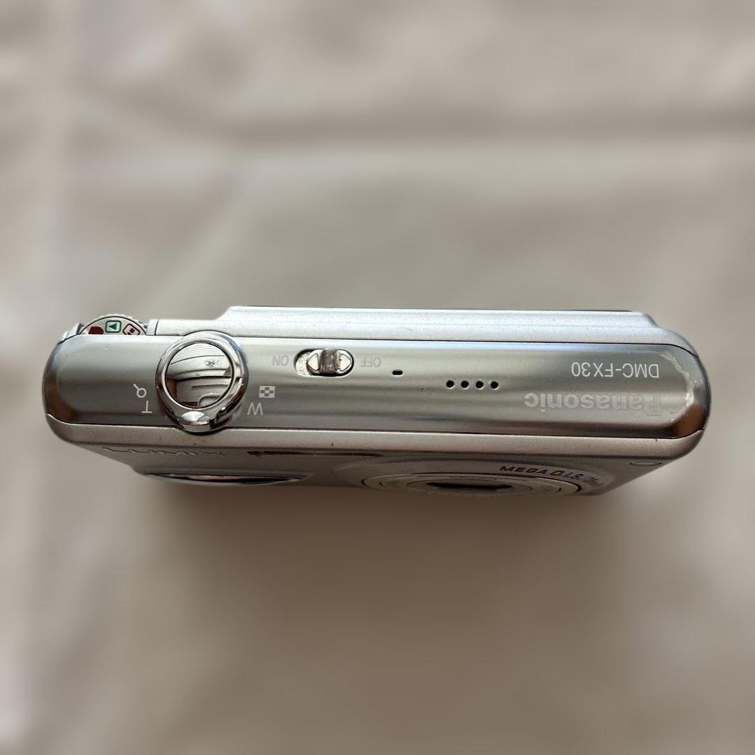 LUMIX コンパクトデジタルカメラ DMC-FX30