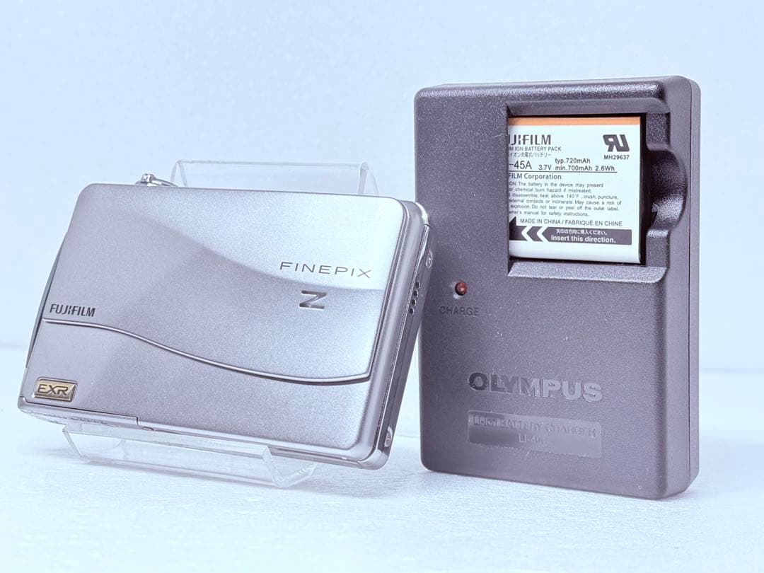 Fujifilm FinePix Z700exr コンデジ 平成レトロ