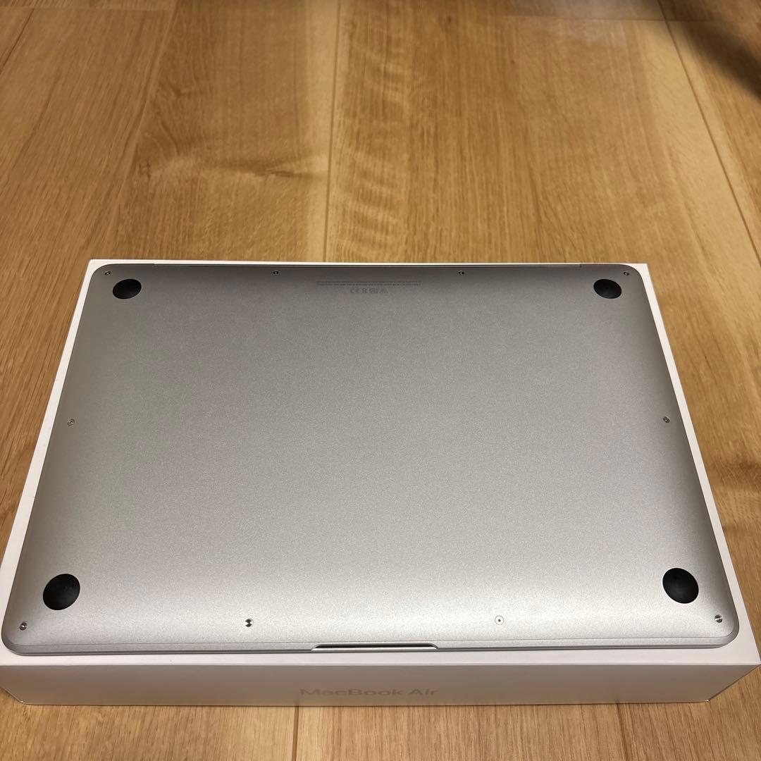 Apple M1（2020年） 13インチ MacBook Air 256GB