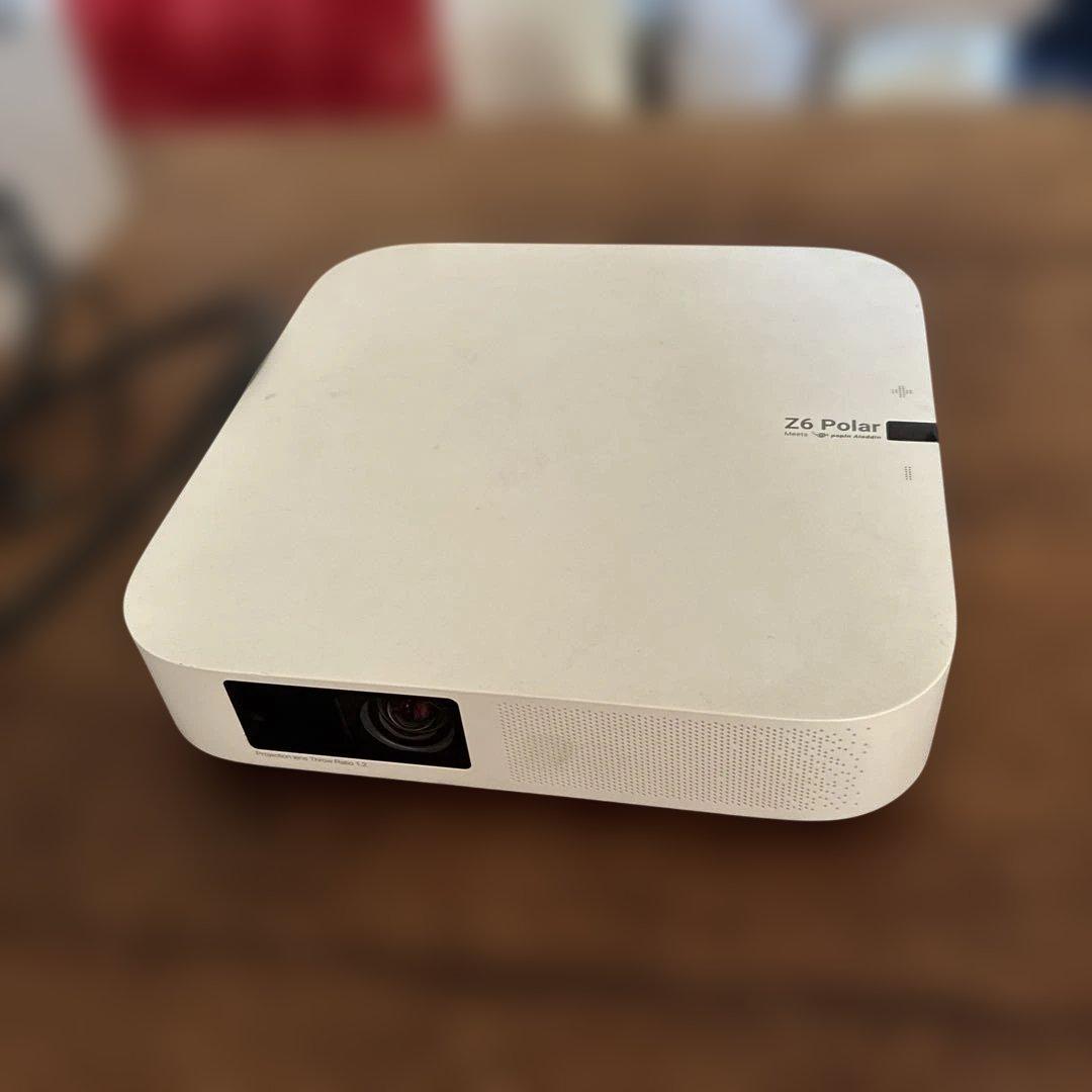 XGIMI Z6 Polar プロジェクター本体　AmazonファイヤーTV付き
