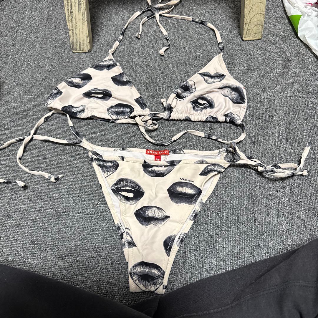 MISS SIXTY リッププリント セパレート水着 M