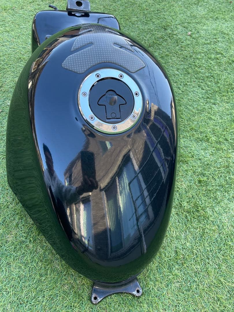 【純正品】zzr1100 D型　ガソリンタンク フューエルタンク カワサキ