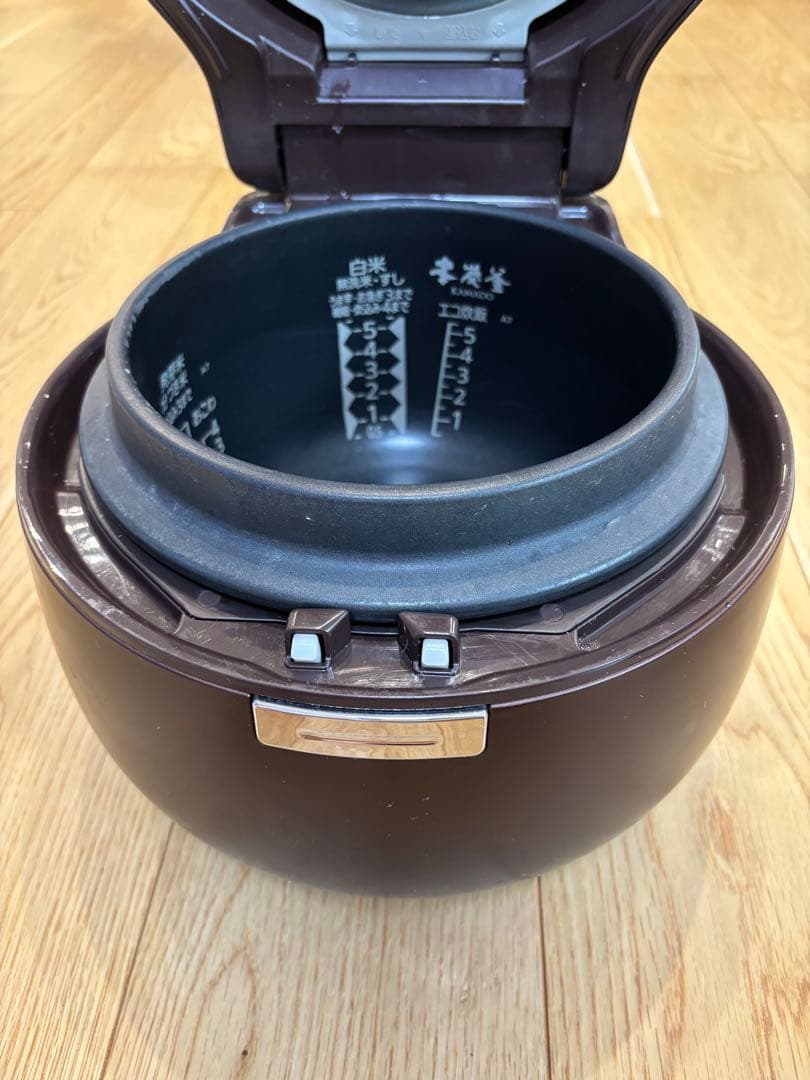 さ*ぞ様 最終値下げ 定価112000円 三菱 炊飯器 デジタル 5.5合 ブラ