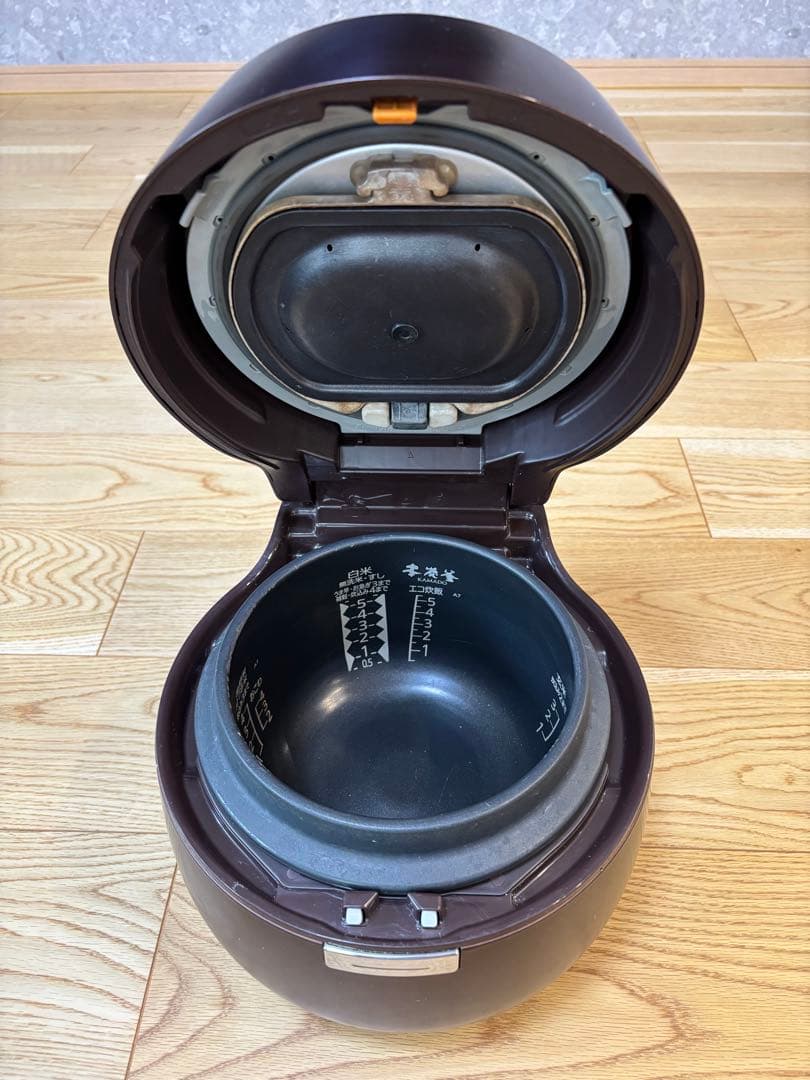 さ*ぞ様 最終値下げ 定価112000円 三菱 炊飯器 デジタル 5.5合 ブラ