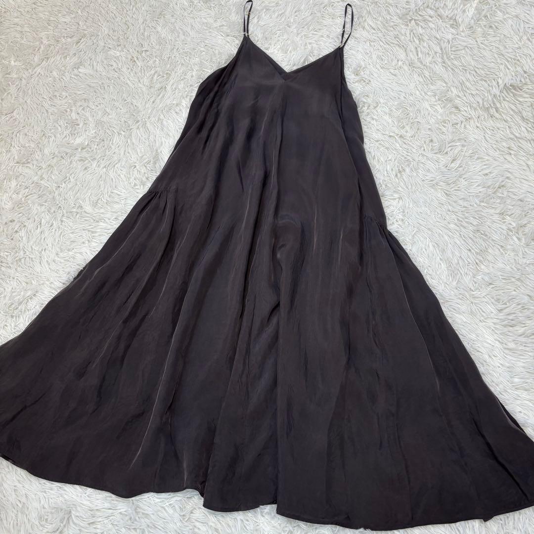 2025年モデル★23区　フィブリルツイル キャミソール　フレアワンピース　茶色