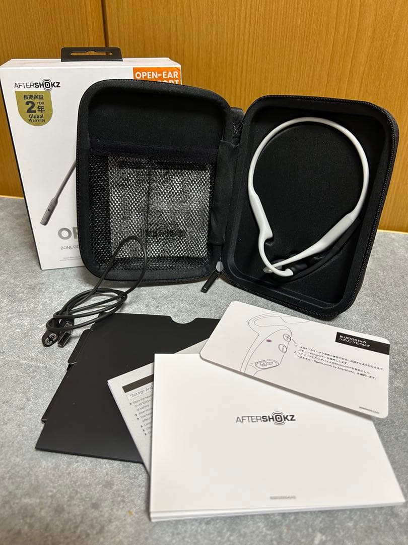 美品　AFTERSHOKZ OPENCOMM 骨伝導イヤホン　ヘッドセット