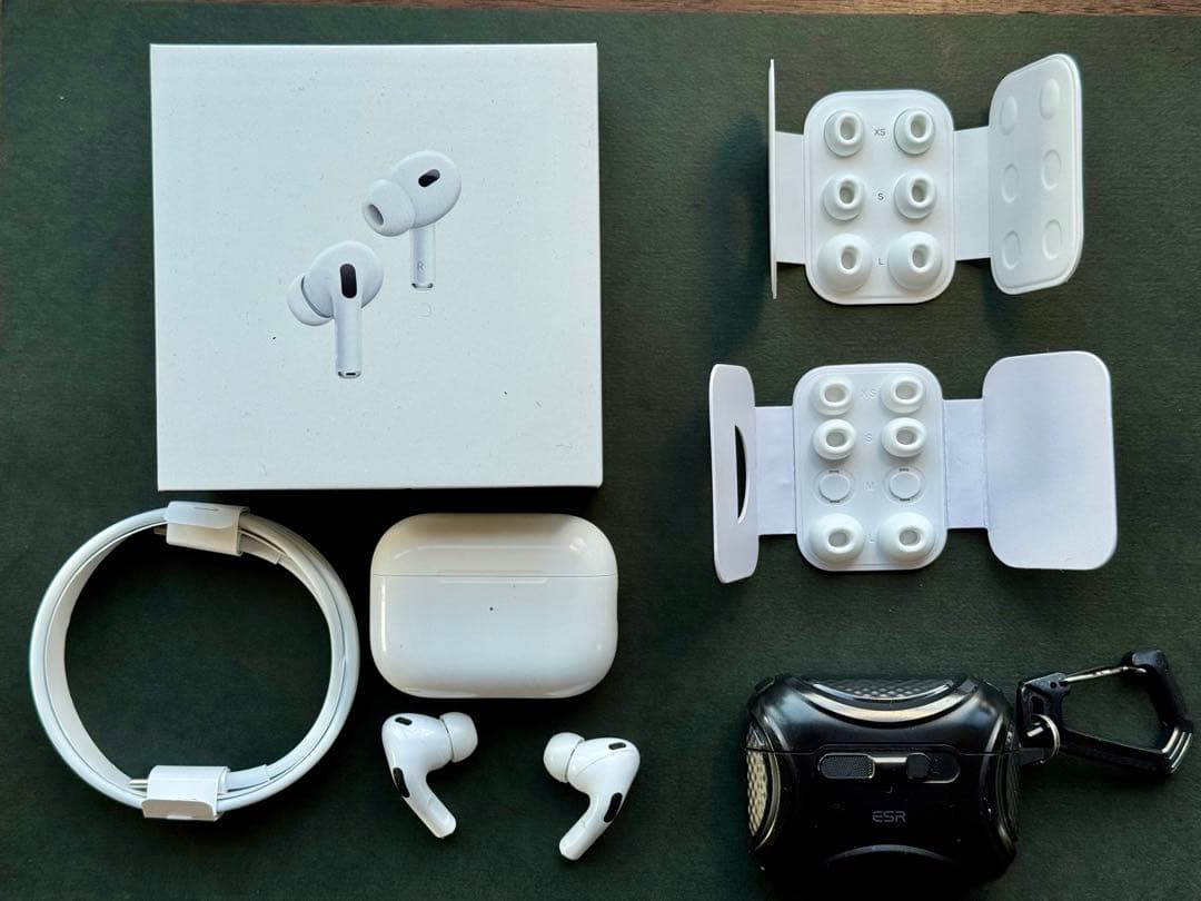 AirPods Pro 2nd Generation 本体　オマケ付き