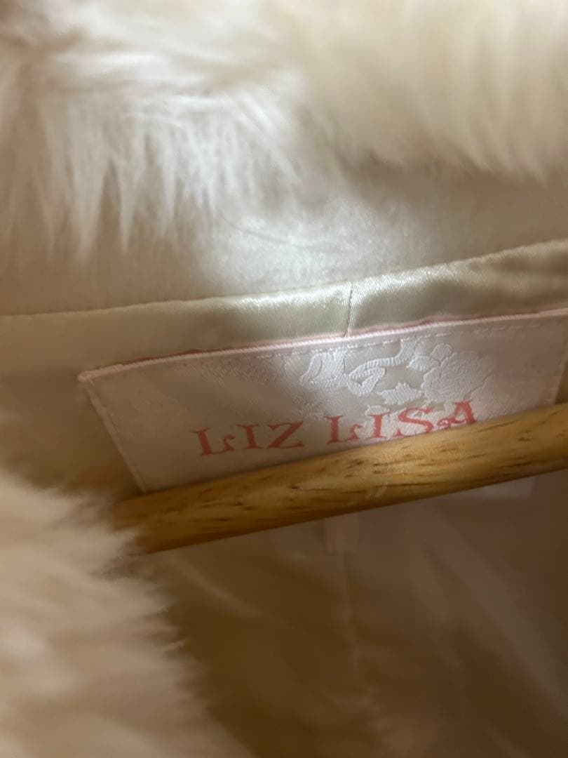 リズリサ　アウター　リボンポンチョ