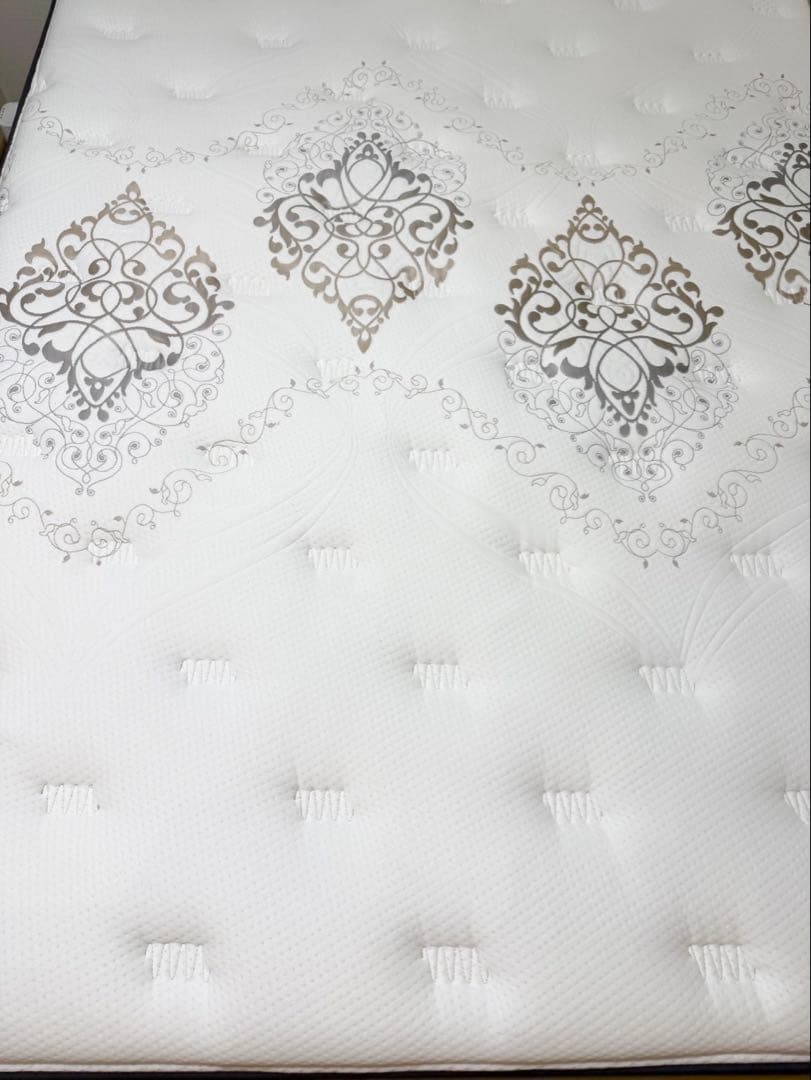 マットレス、ベットフレーム一式