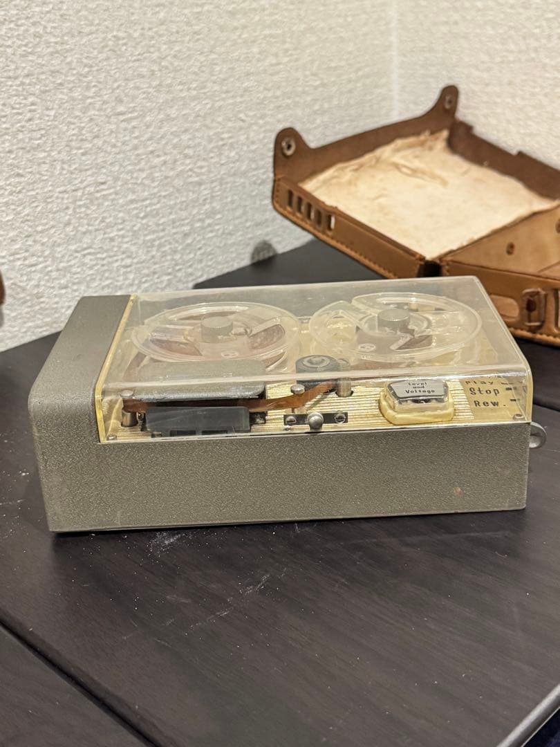 テープリコーダー　テーププレーヤー　ヴィンテージ￼ レア