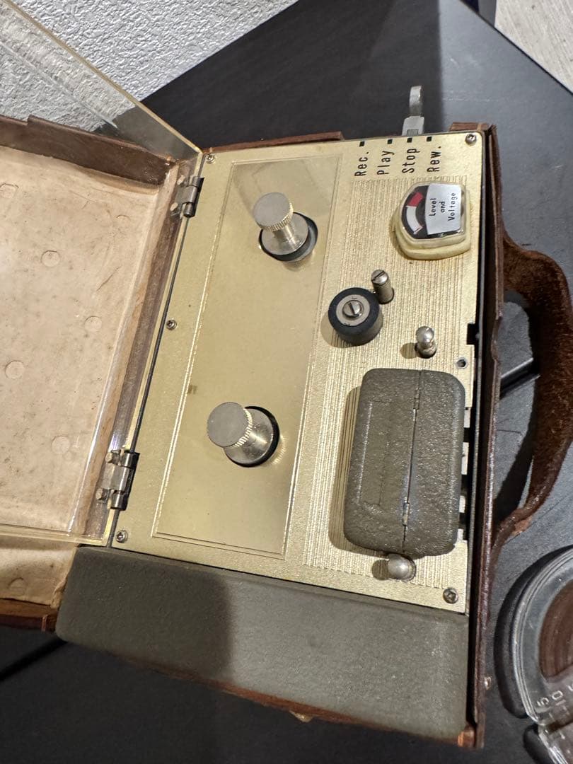テープリコーダー　テーププレーヤー　ヴィンテージ￼ レア
