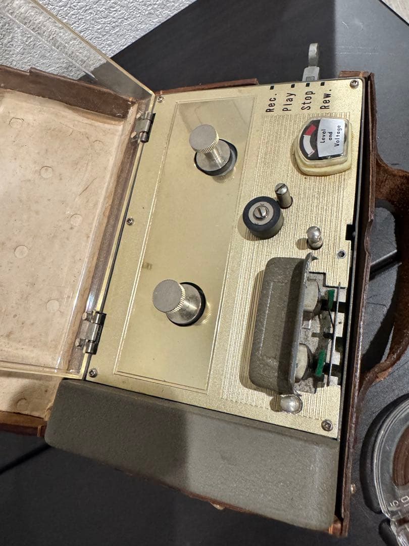 テープリコーダー　テーププレーヤー　ヴィンテージ￼ レア