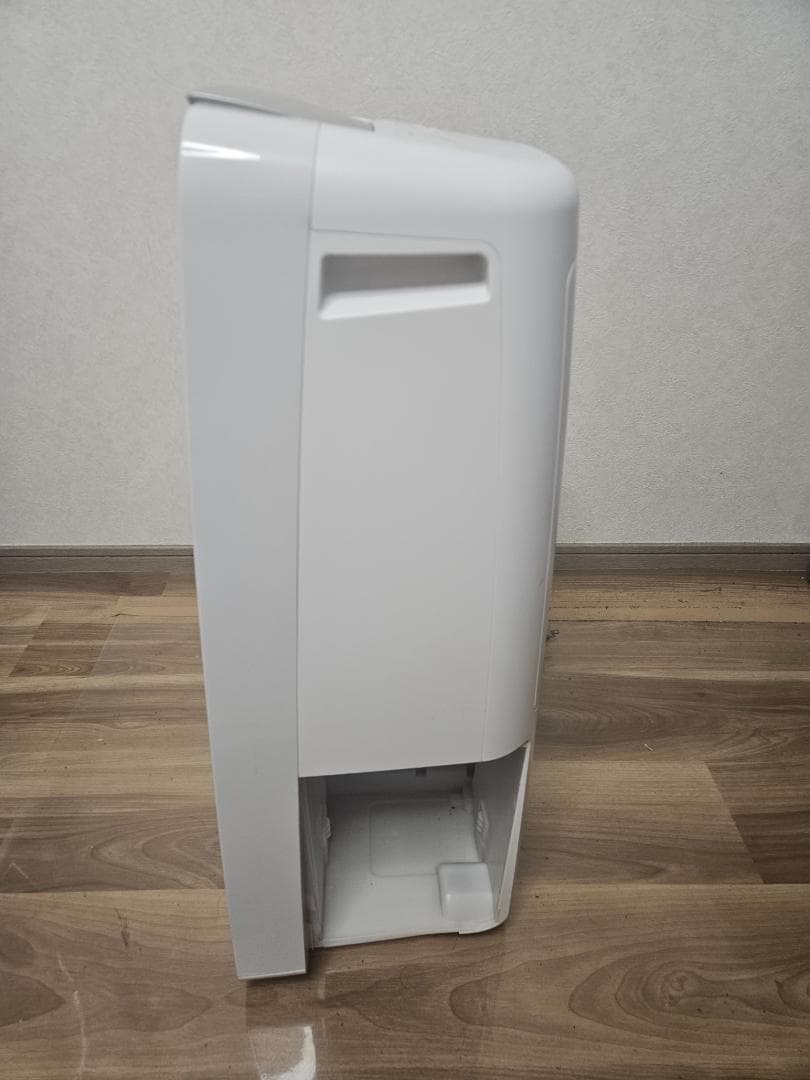 シャープ 衣類乾燥除湿機 CV-L180W　2020年式