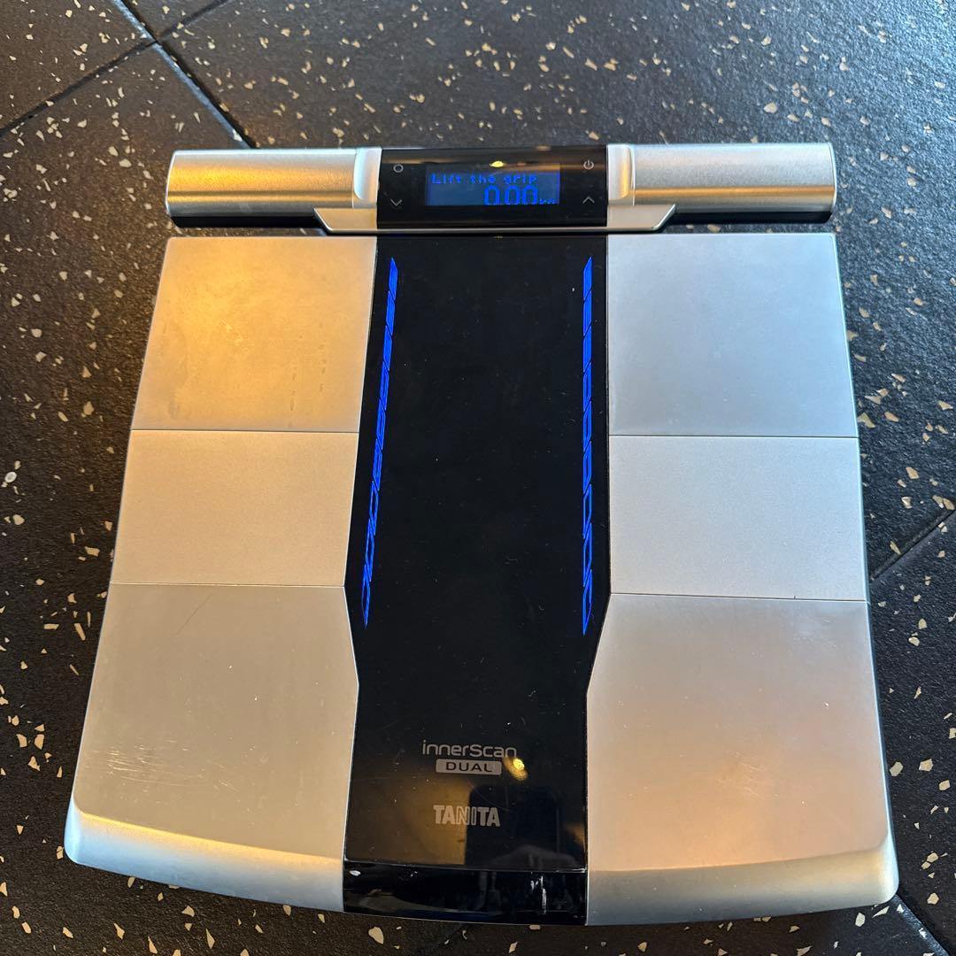 タニタ RD-802 体組成計 2019年製