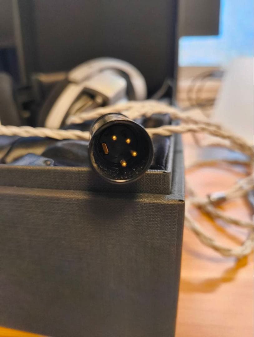 ゼンハイザーSennheiser HD800ヘッドホン　美品