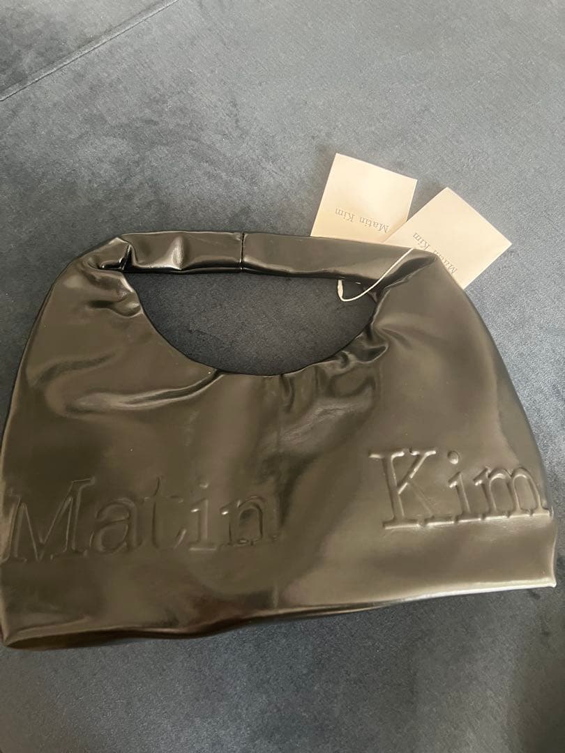 Matin Kim ブラック ショルダーバッグ