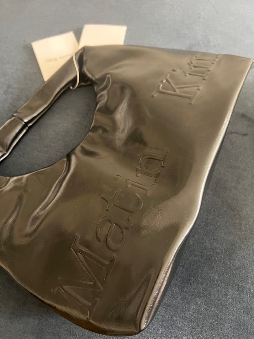 Matin Kim ブラック ショルダーバッグ