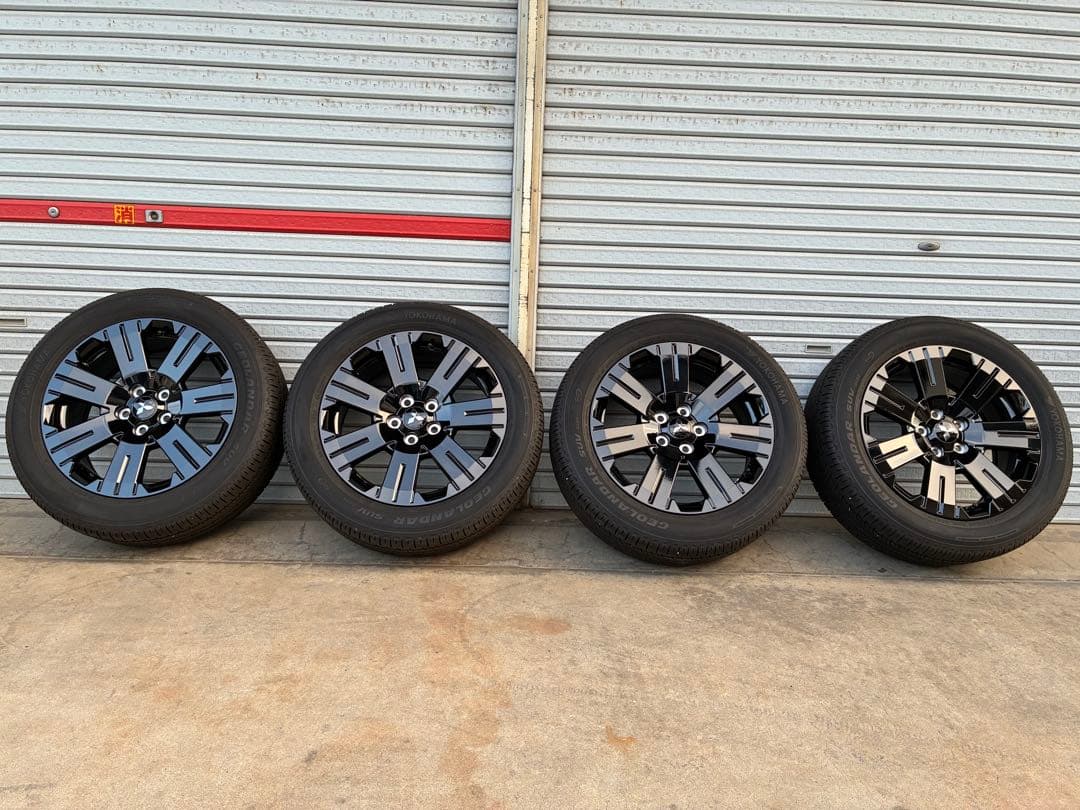 デリカD:5 シャモニー タイヤホイール4本セット 新車外し