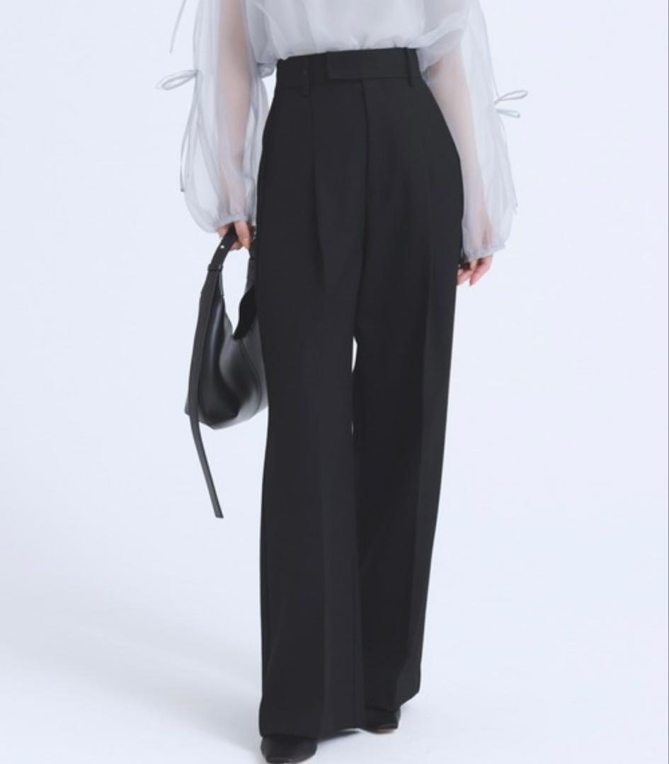 anuans ウールギャバシンタックストレートパンツ　ストレートパンツ ブラック