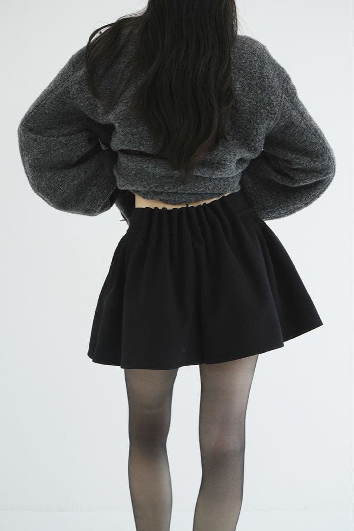 CLANE クラネ　LOW WAIST TUCK SHORT PANTS