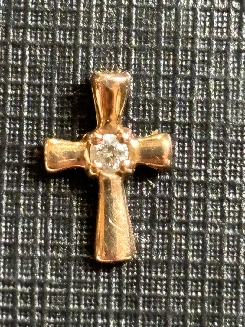 金属製十字架チャーム 18Kゴールドダイヤモンド